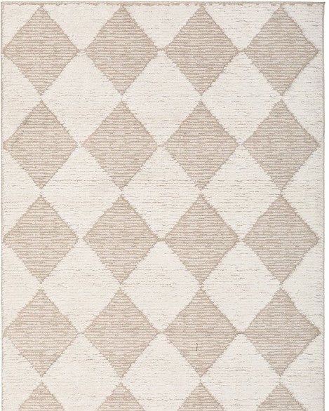 Rug with diamond pattern in beige and white