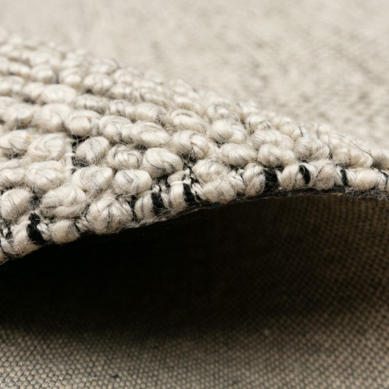 avenue_timeless-grey-rug close up