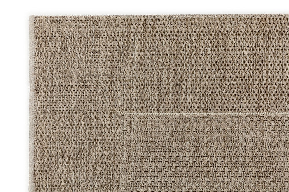 Detailed close-up of the Outdoor Elegance Rug's texture in Rope, emphasizing its stain-resistant and non-shedding material.
