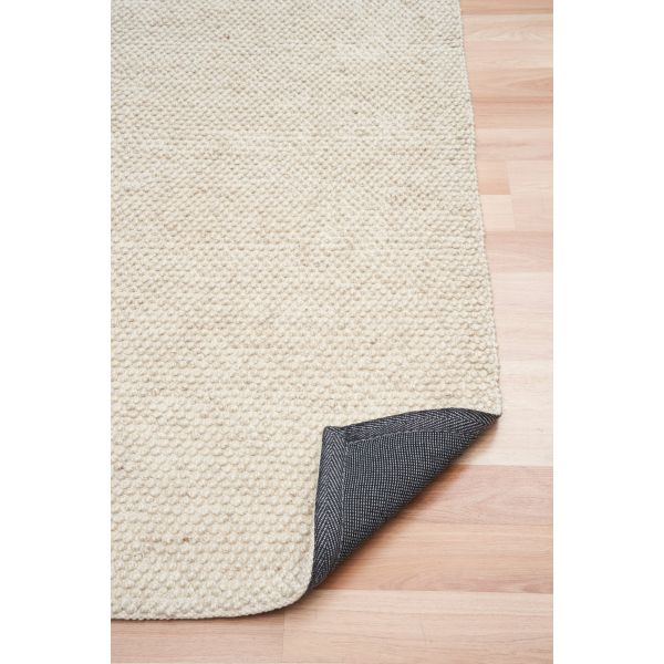 avenue PET rug with cotton backing
