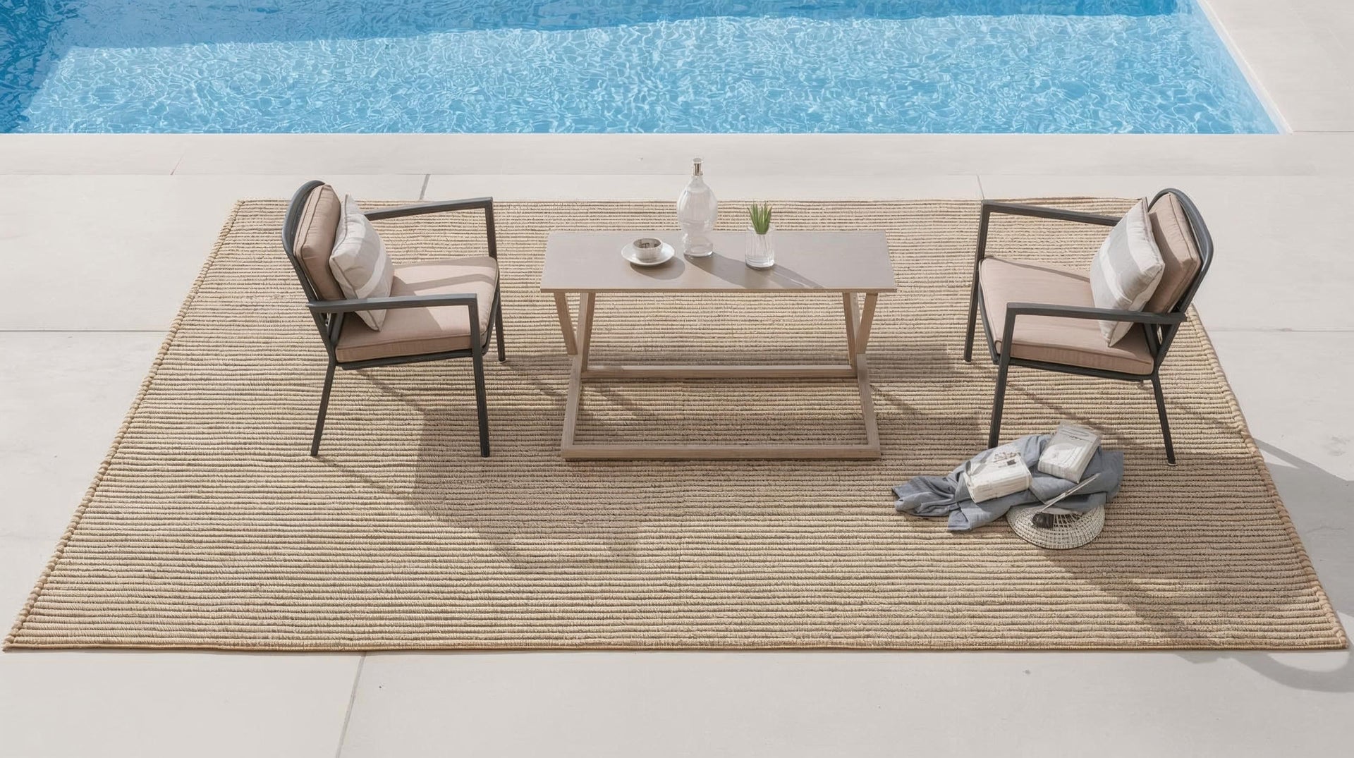 modern outdoor rugs that last