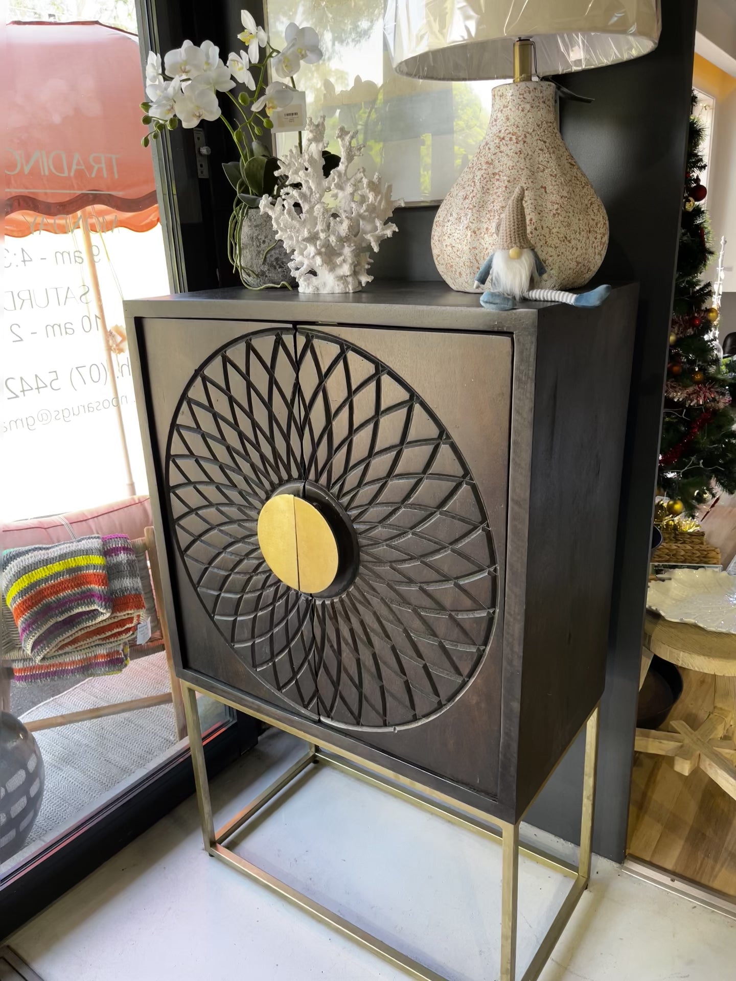 furniture shop in noosa